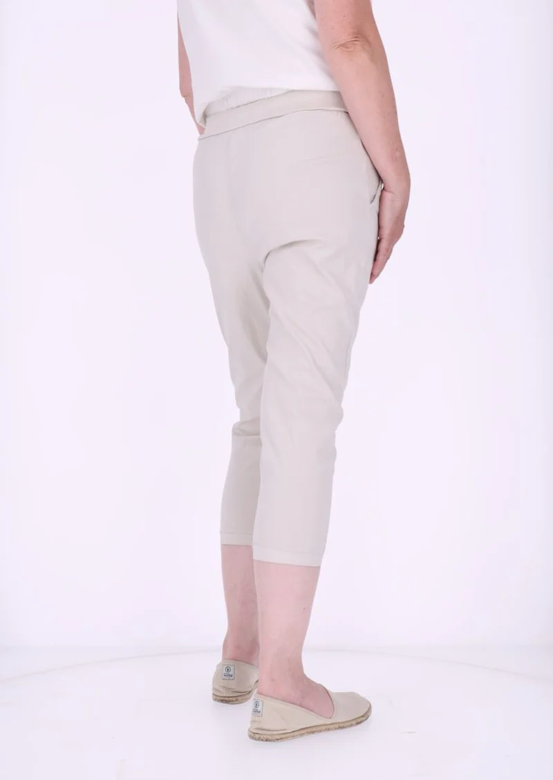 Splash of Color Capri-Shorts Damen