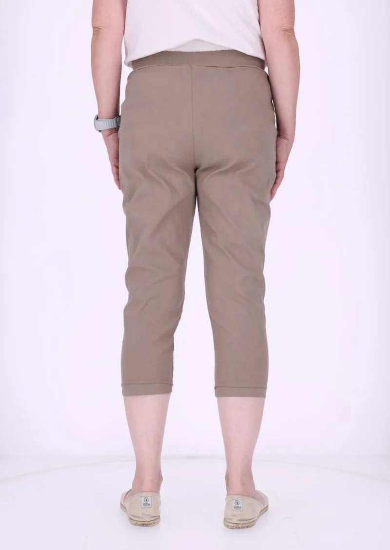Splash of Color Capri-Shorts Damen