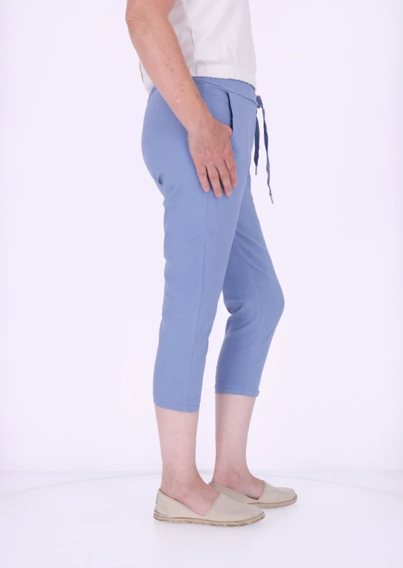 Splash of Color Capri-Shorts Damen