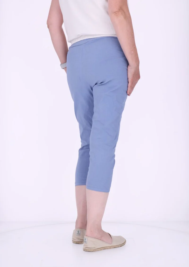 Splash of Color Capri-Shorts Damen