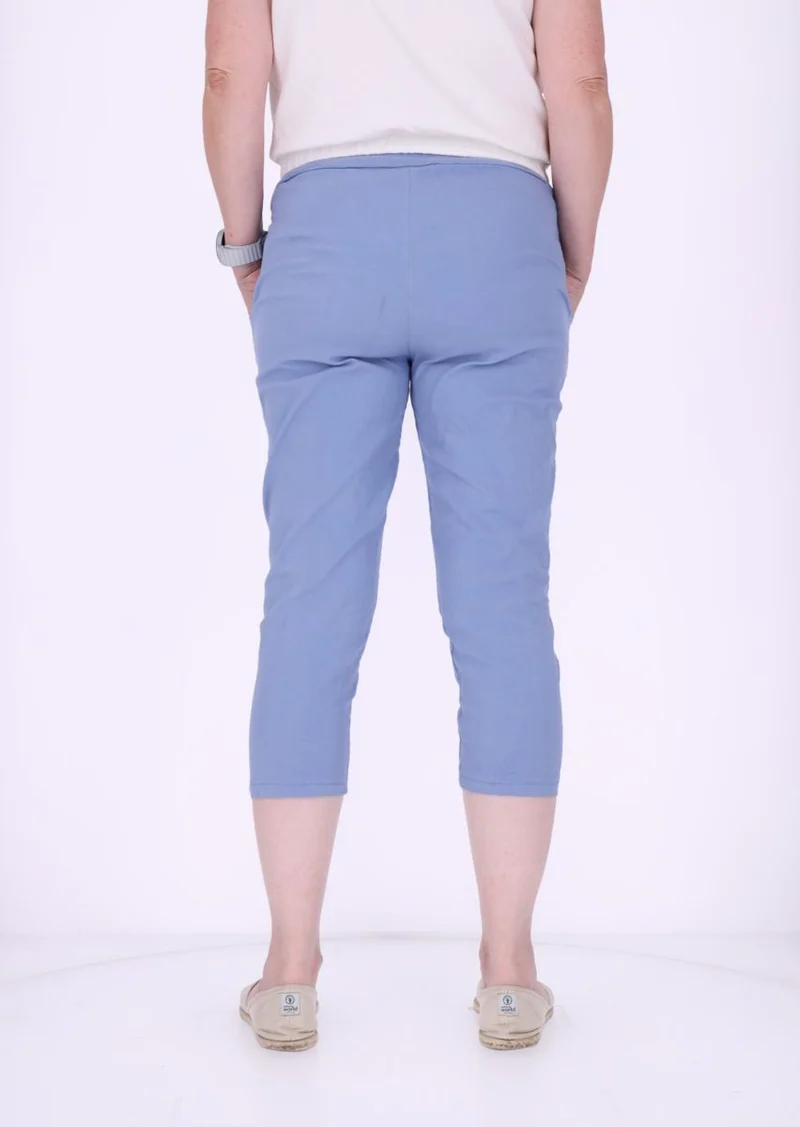 Splash of Color Capri-Shorts Damen
