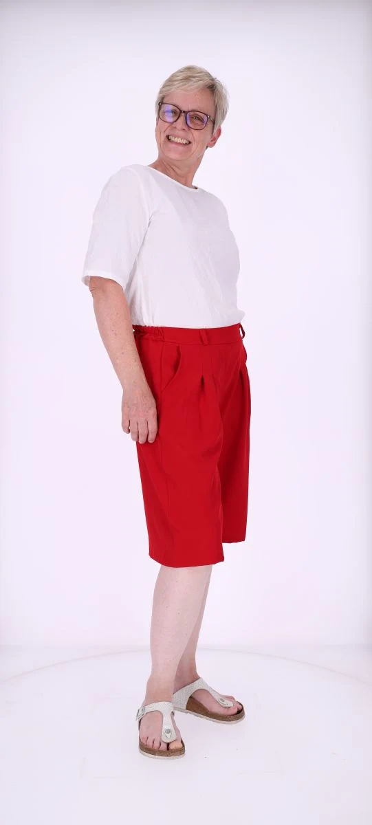 Splash of Color Damen Shorts knielang