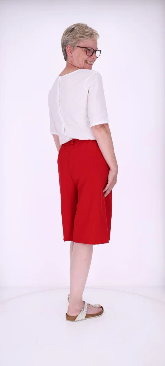 Splash of Color Damen Shorts knielang