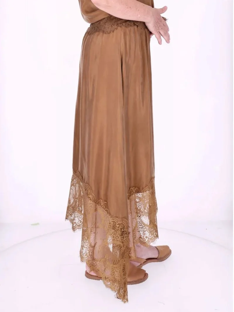 Damen Midi-Rock mit Spitzenkante und asymmetrischem Saum – Camel