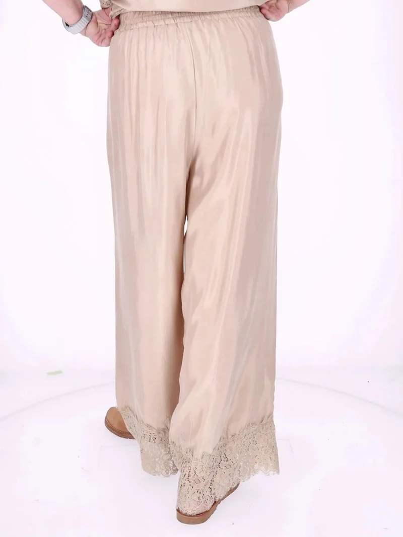 Damen Hose mit Spitzenabschluss – Beige