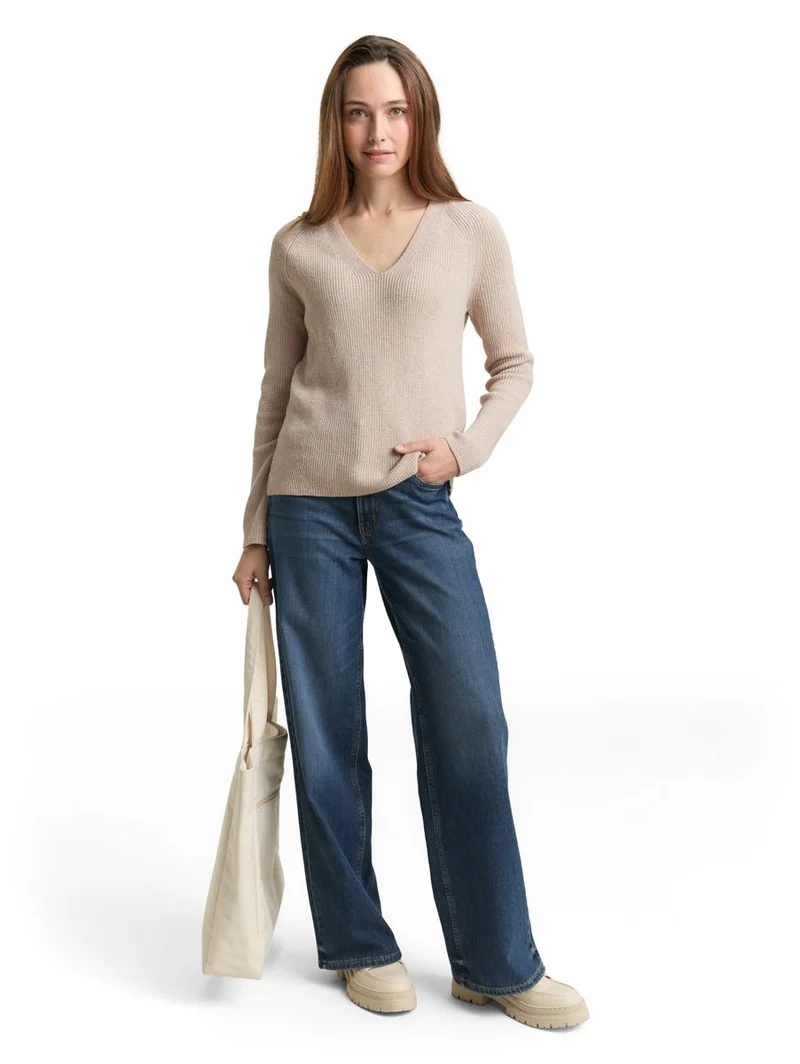 Strickpullover mit V-Ausschnitt