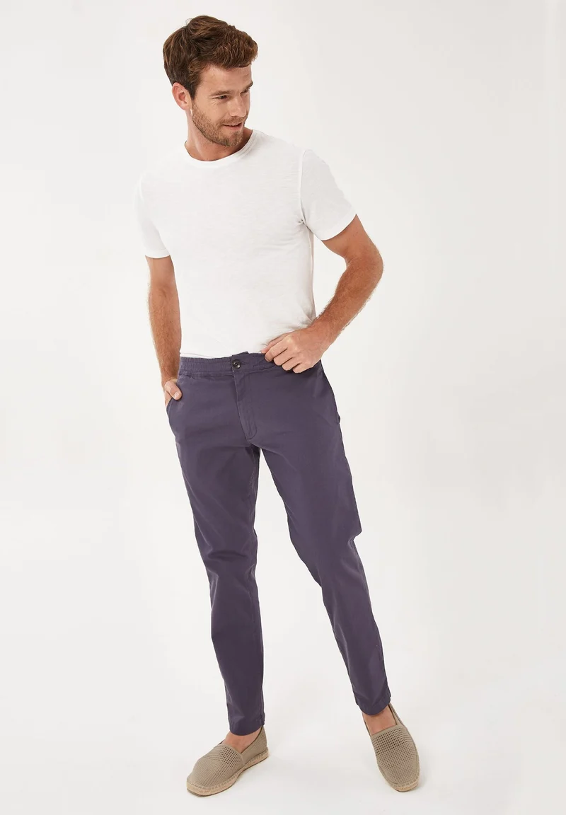 Chino-Hose aus Bio-Baumwolle mit elastischem Bund
