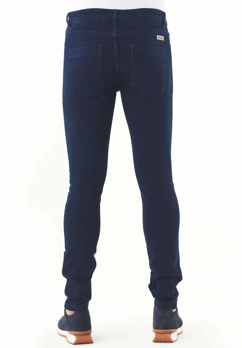 Slim Jeans aus Bio-Baumwolle