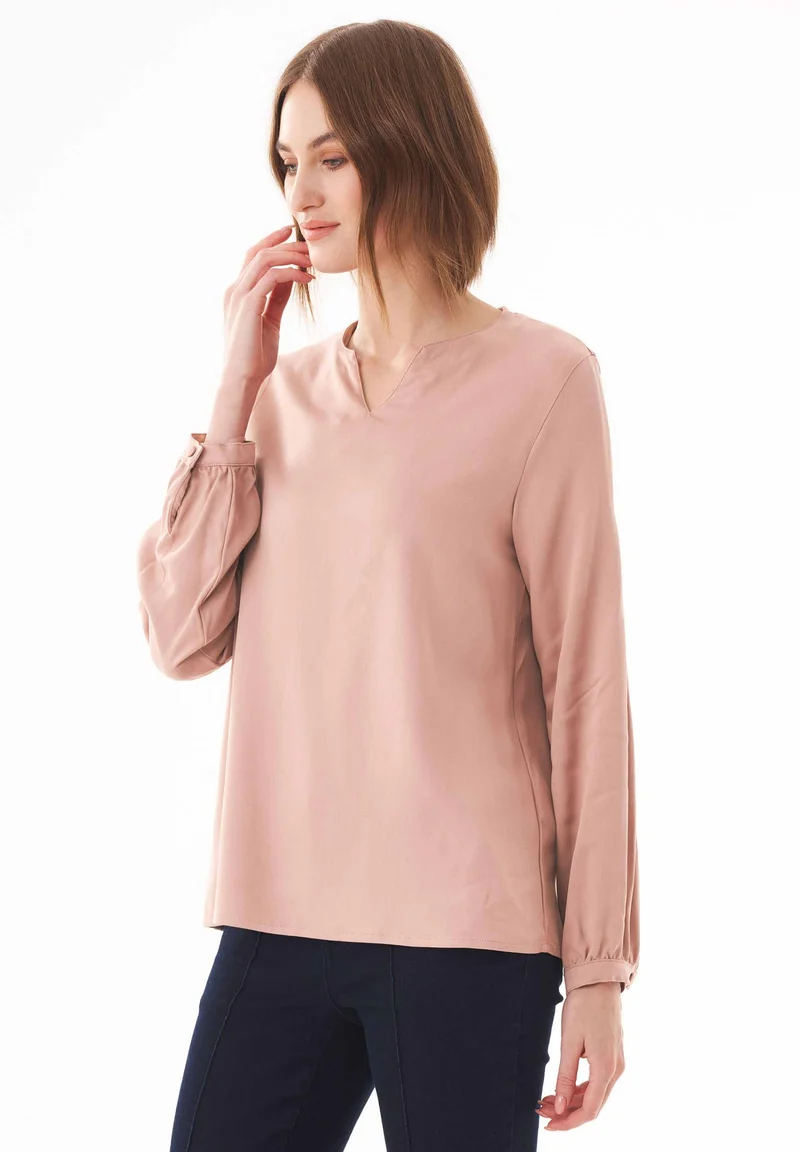 Bluse aus LENZING™ ECOVERO™