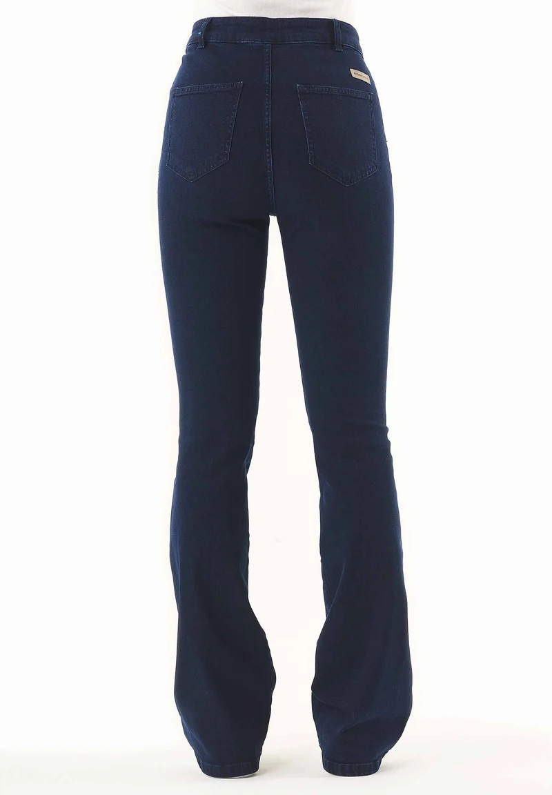 Flared Jeans aus Bio-Baumwolle