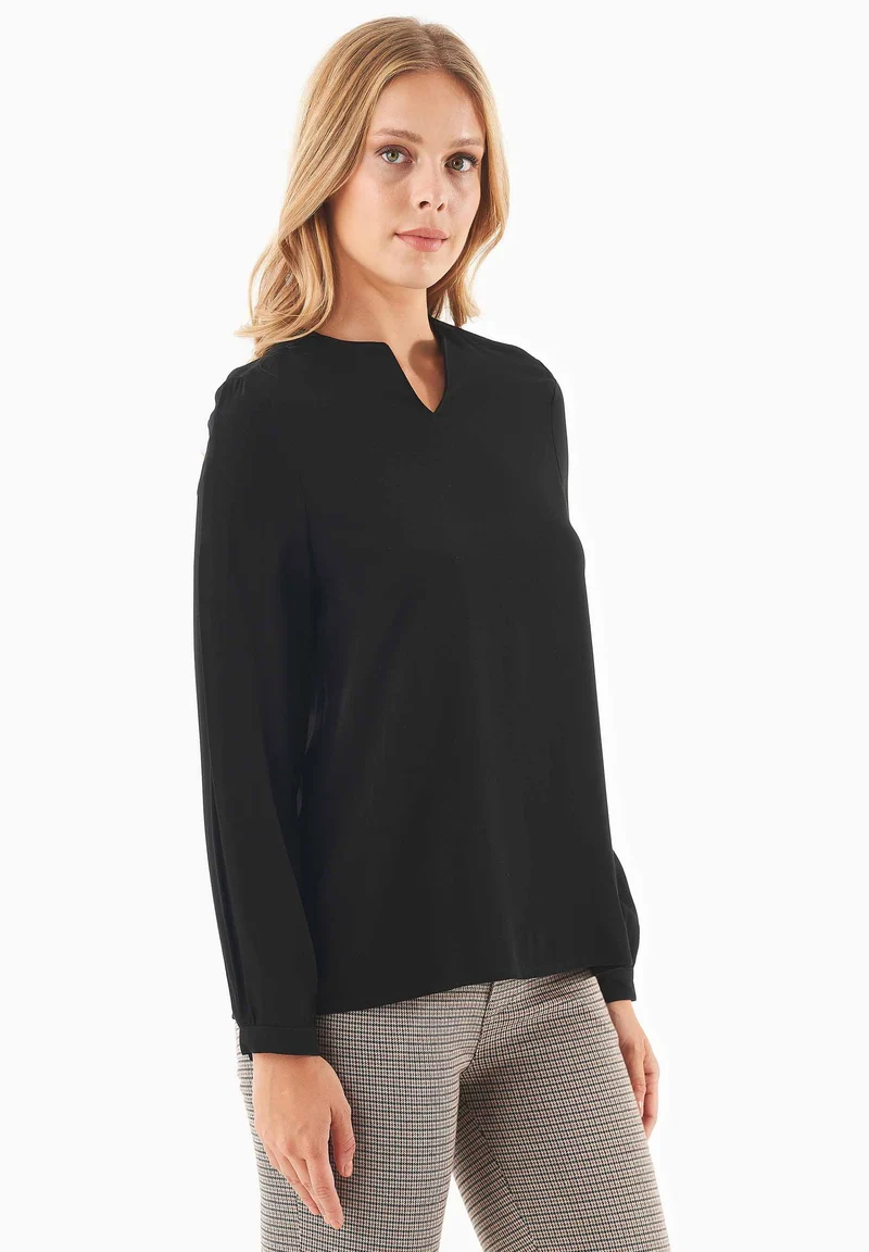 Bluse aus LENZING™ ECOVERO™