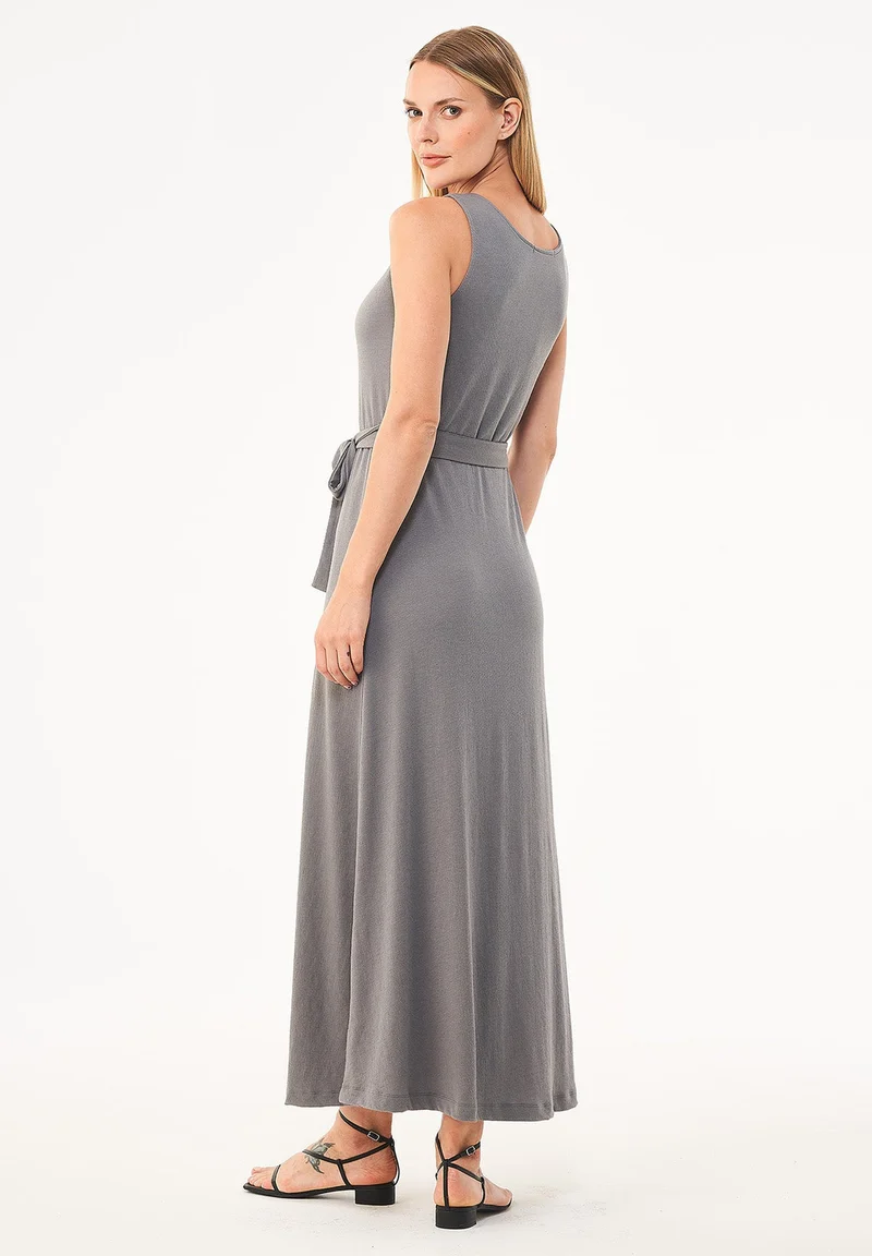 Jerseykleid aus REPREVE™ und LENZING™ ECOVERO™