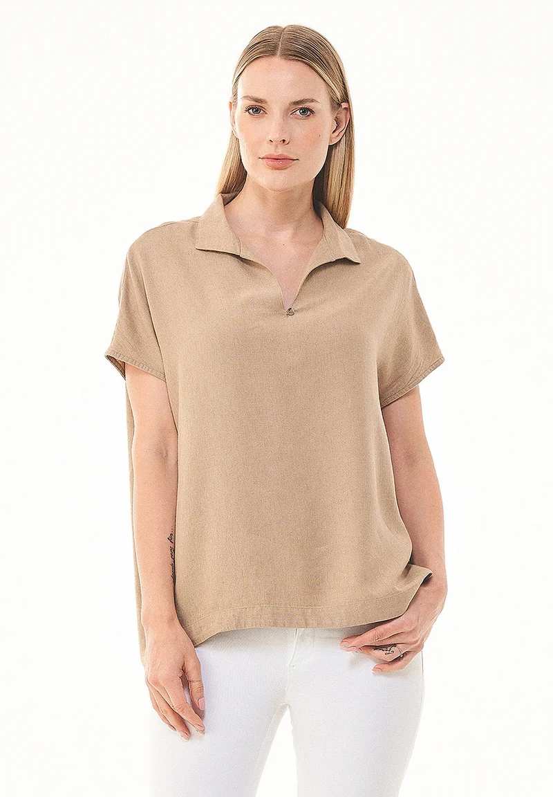 Bluse aus LENZING™ ECOVERO™ und Leinen
