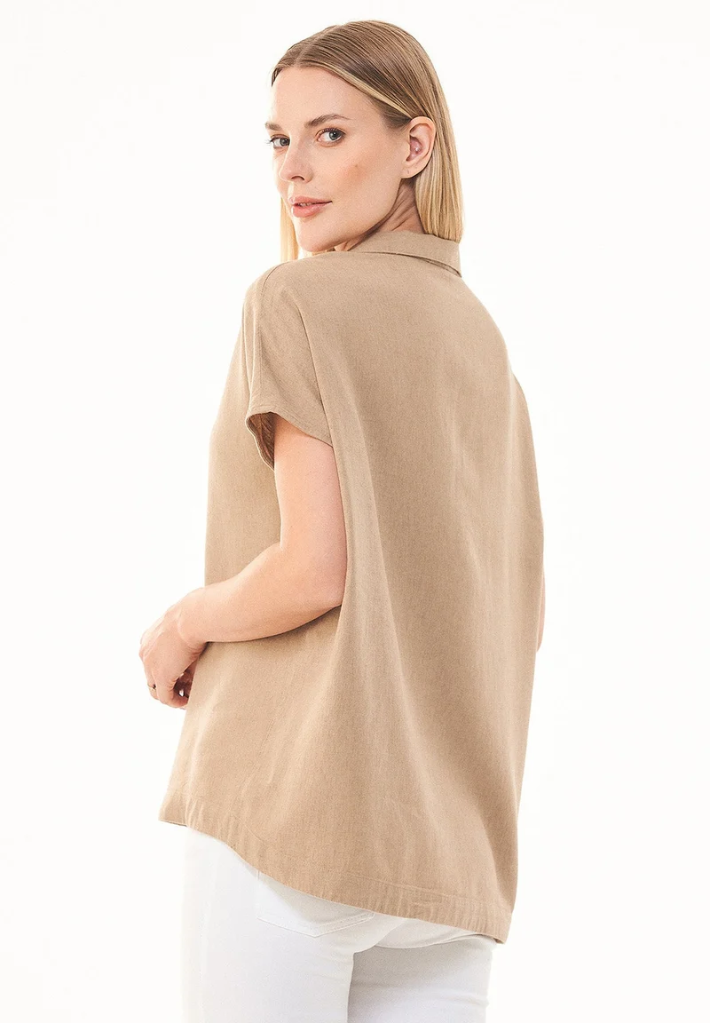 Bluse aus LENZING™ ECOVERO™ und Leinen