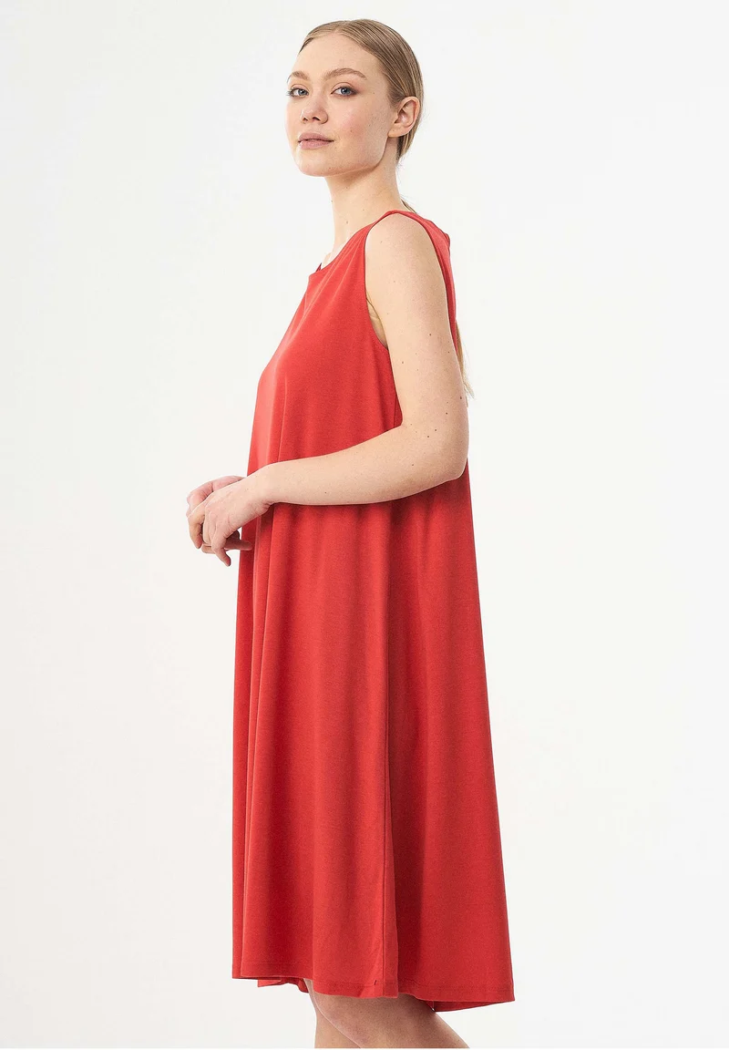 Jerseykleid aus REPREVE® und LENZING™ ECOVERO™