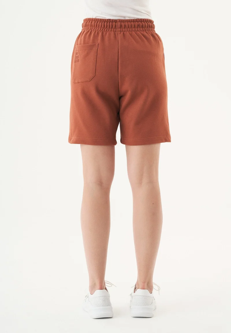 SHEYMA Sweatshorts aus Bio-Baumwolle