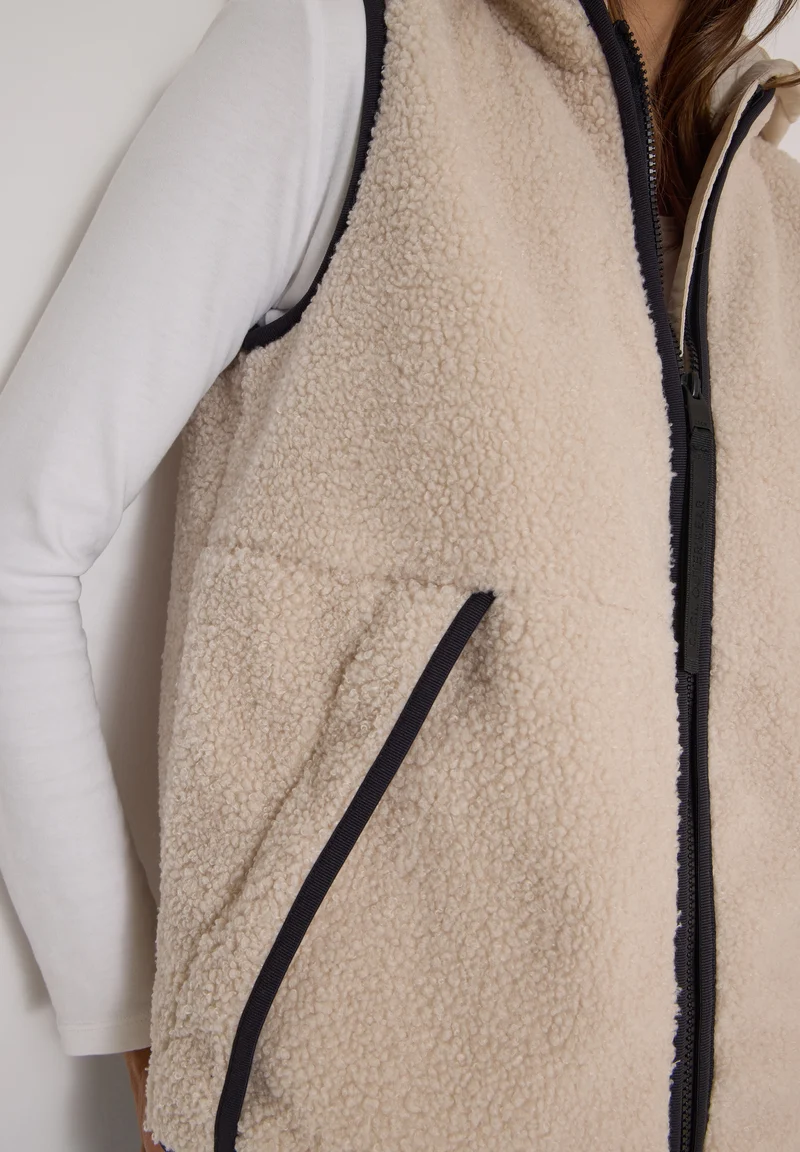 Teddy vest, teddy vanilla white