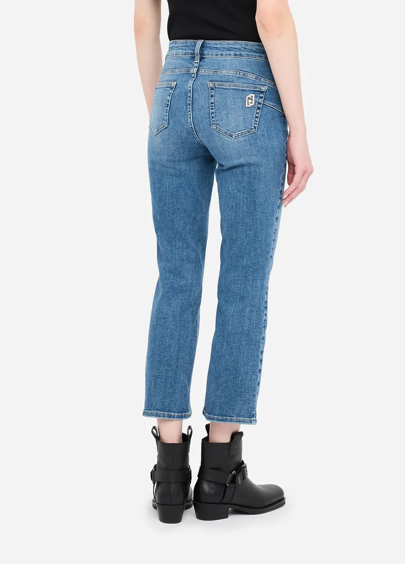Flared Jeans