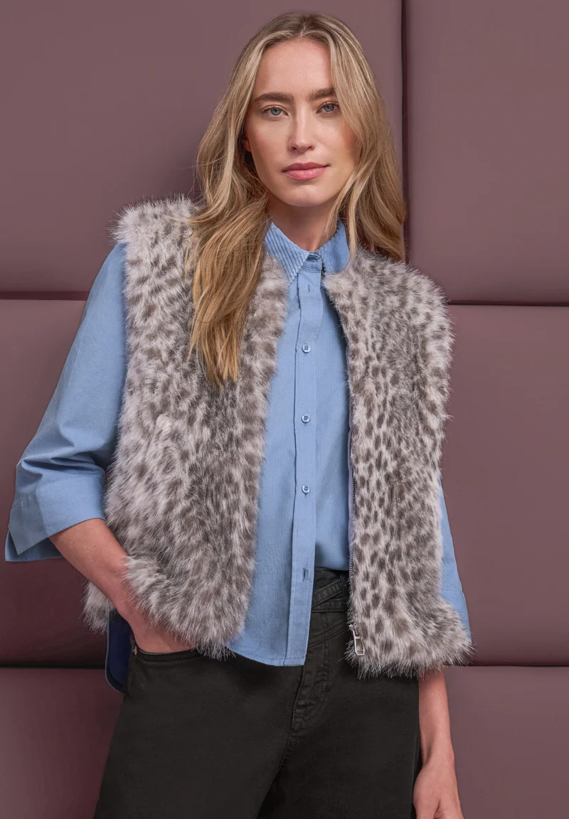 Fake Fur Vest w. AOP, clay sand