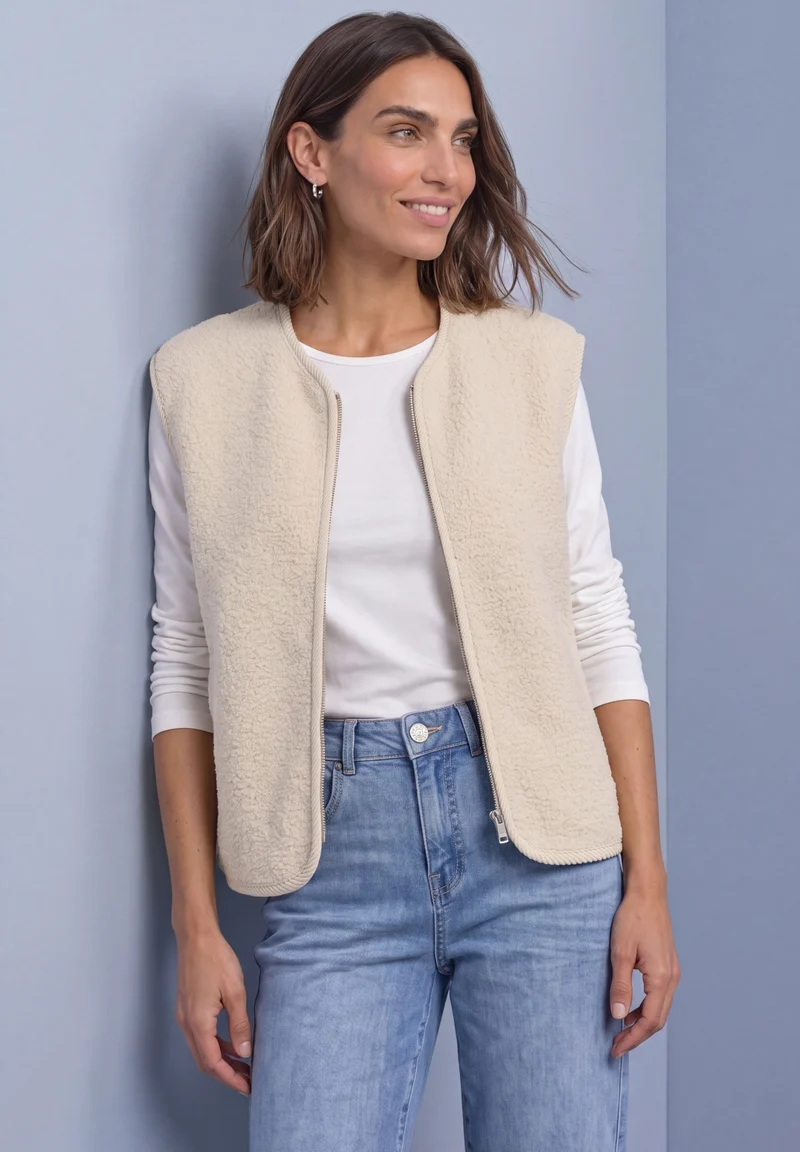 Short Teddy Vest w. Corduroy D, soft fawn beige