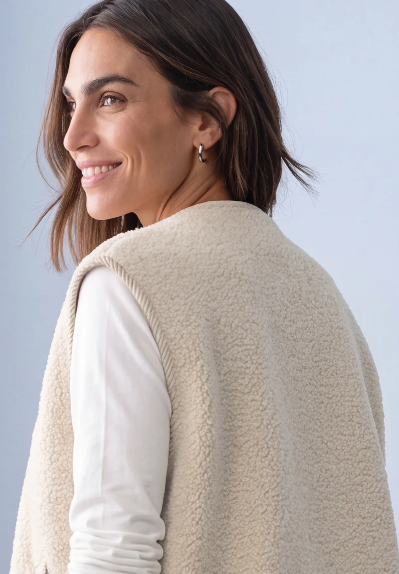 Short Teddy Vest w. Corduroy D, soft fawn beige