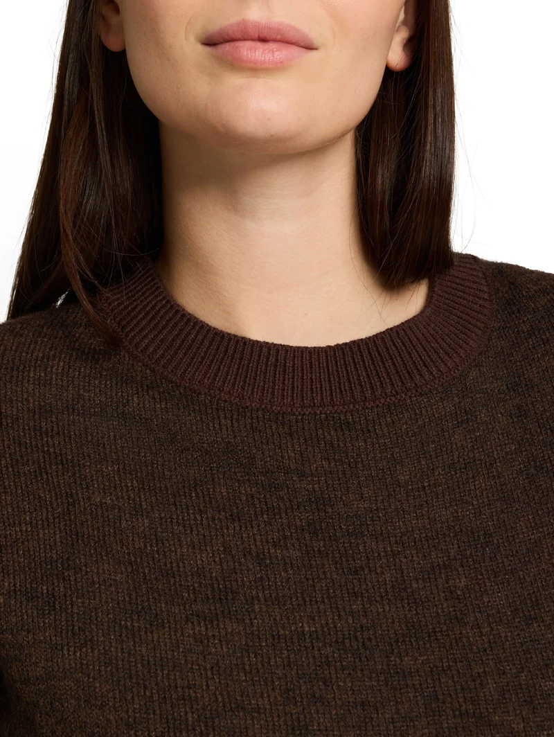 knit cosy shortsleeve sweater, java dark brown melange