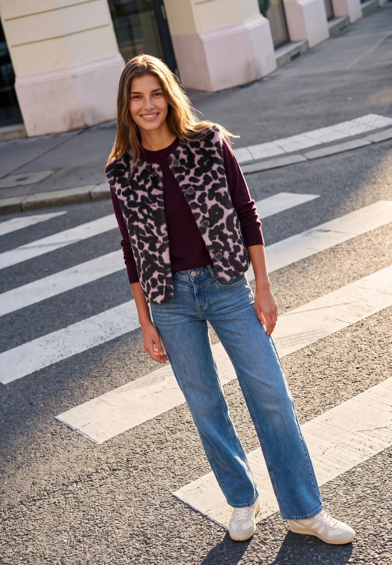 Studio Leo Fake Fur Vest, pearly rose