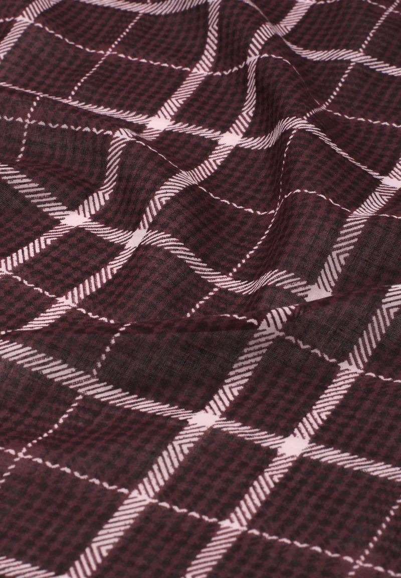 Check Bandana Square, rustic rouge