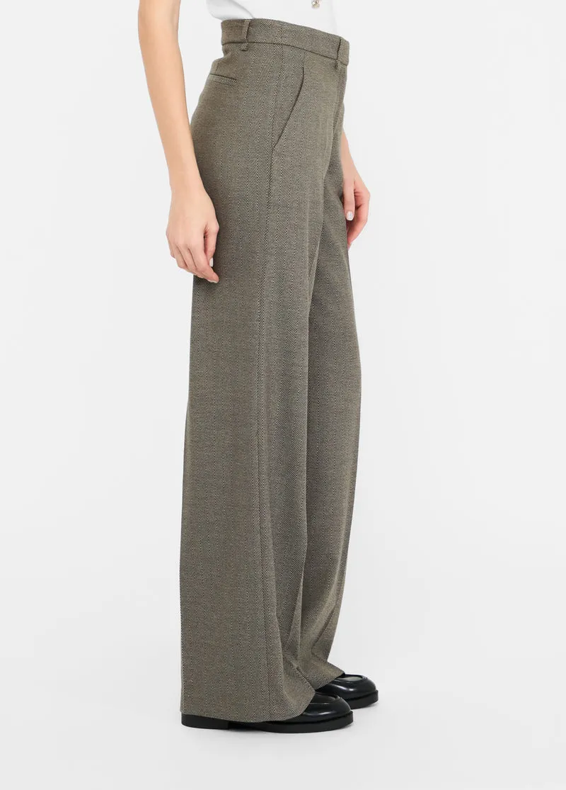 Straight Trousers with Crease