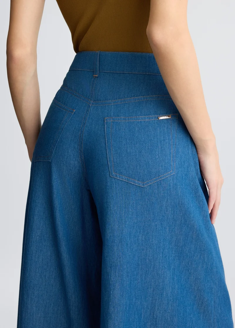 Flared Jeans