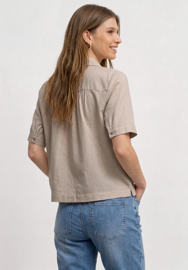 LTD QR buttoned shirtcollar bl, clay sand