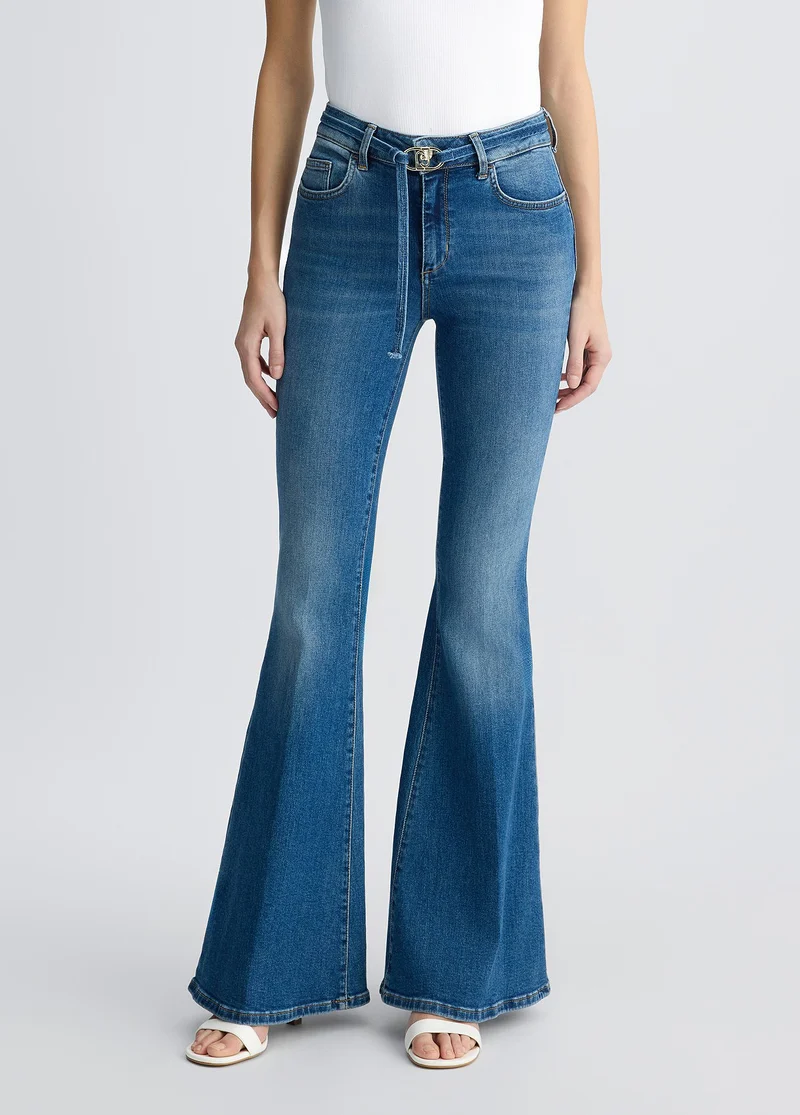 Bootcut Jeans with Belt