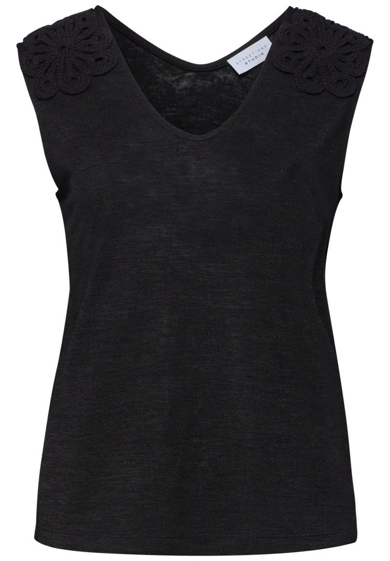 v-neck top w.lace shoulder, Black