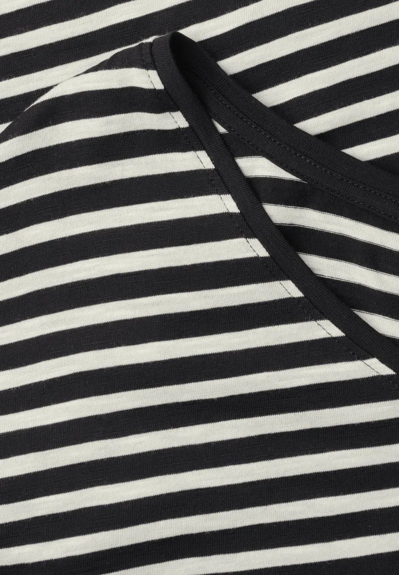 yds v-neck shirt, Black