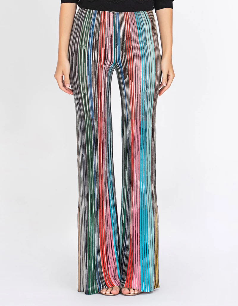 Gemusterte Flare-Leg Feinstrickhose mit Effektgarn