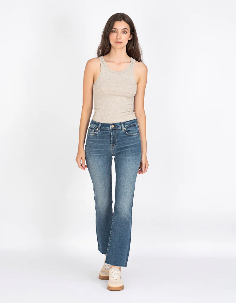 Mid-Rise Ankle Bootcut Jeans Daisy