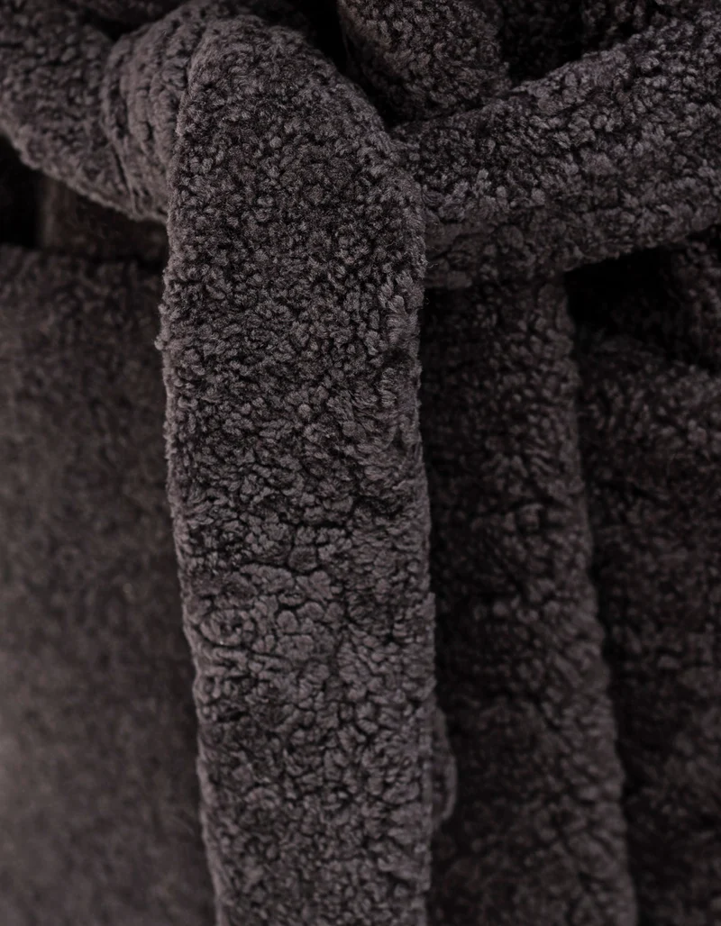 Schafleder-Shearling Mantel mit Bindegürtel