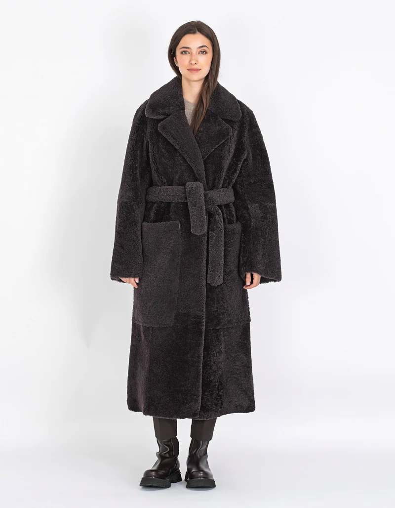 Schafleder-Shearling Mantel mit Bindegürtel