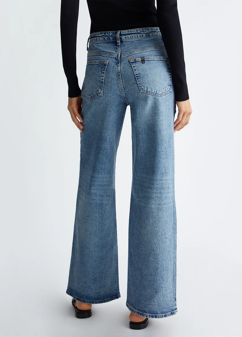 Flared jeans with studs
