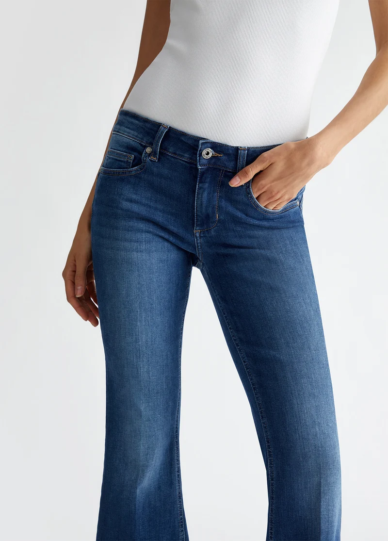 Stretch flared jeans
