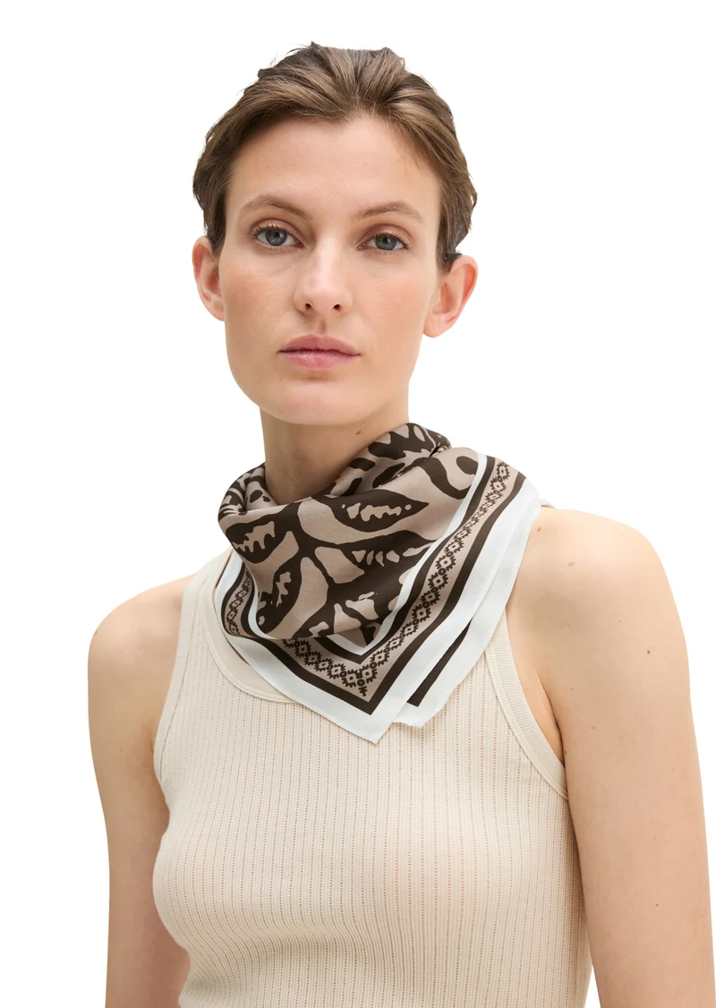 Knit Scarves, Medium Brown_Multi_03