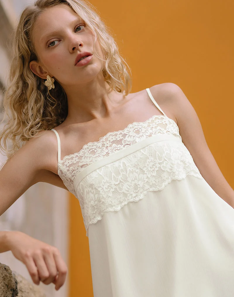 Juvia Babydoll-Minikleid aus Chiffon in Elfenbein
