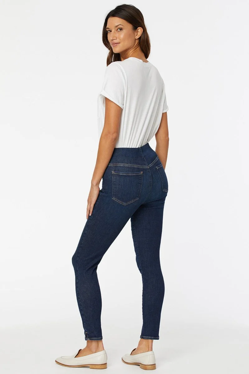 Pull-On Skinny Ankle Dunkelblauem SpanSpring™ Denim | Clean Vista