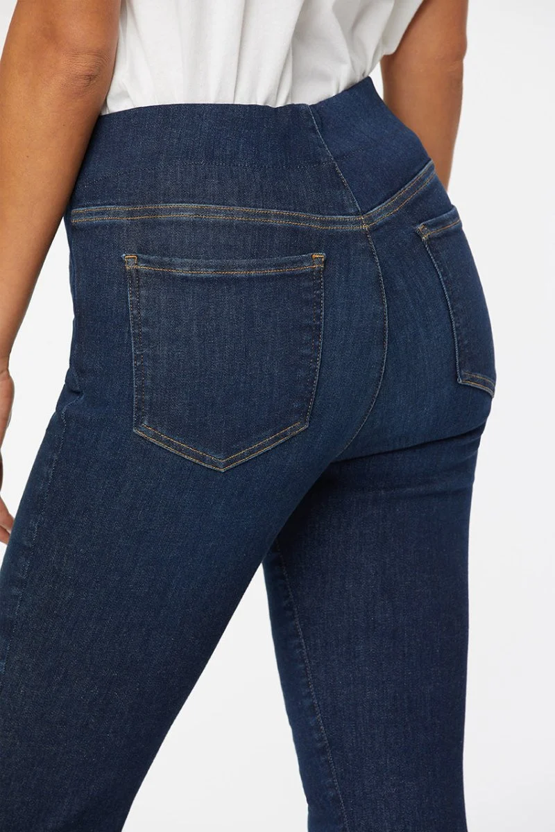 Pull-On Skinny Ankle Dunkelblauem SpanSpring™ Denim | Clean Vista