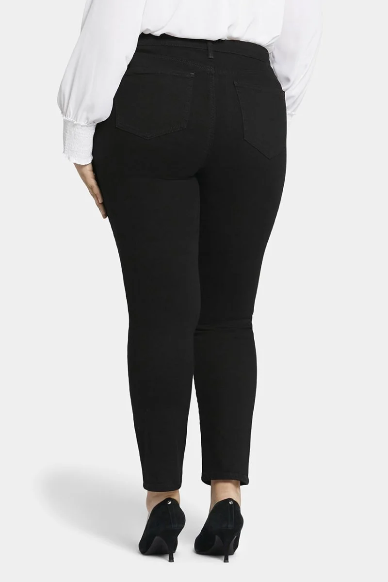 Sheri Slim Jeans Schwarzem Premium Denim (Plus) | Black