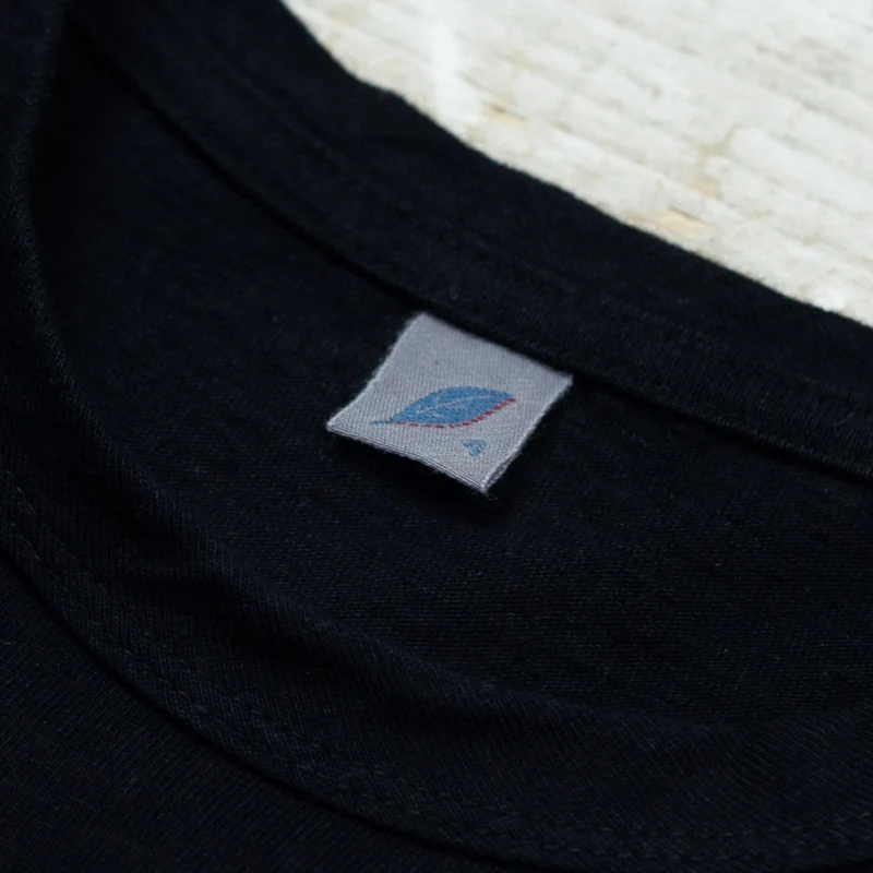 Knitted Crew Neck T-Shirt Black/Indigo