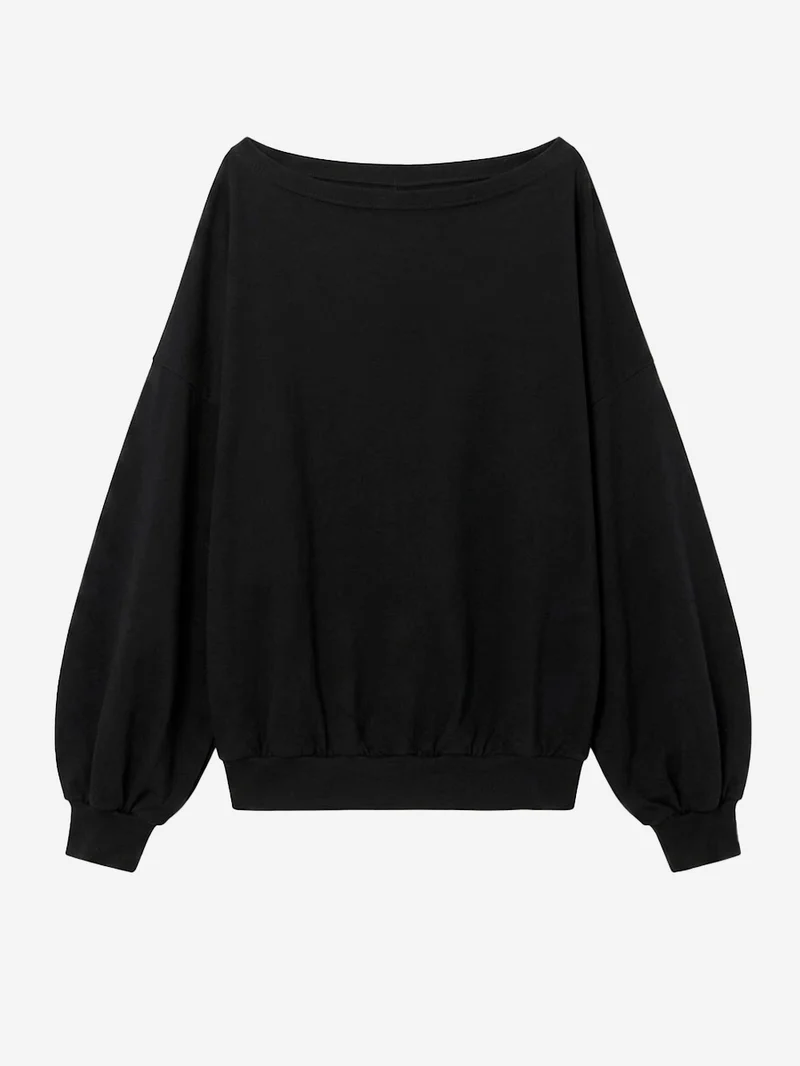 Maglia asimmetrica oversize a spalle scoperte