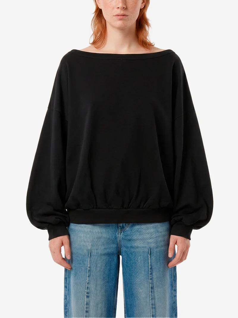 Maglia asimmetrica oversize a spalle scoperte