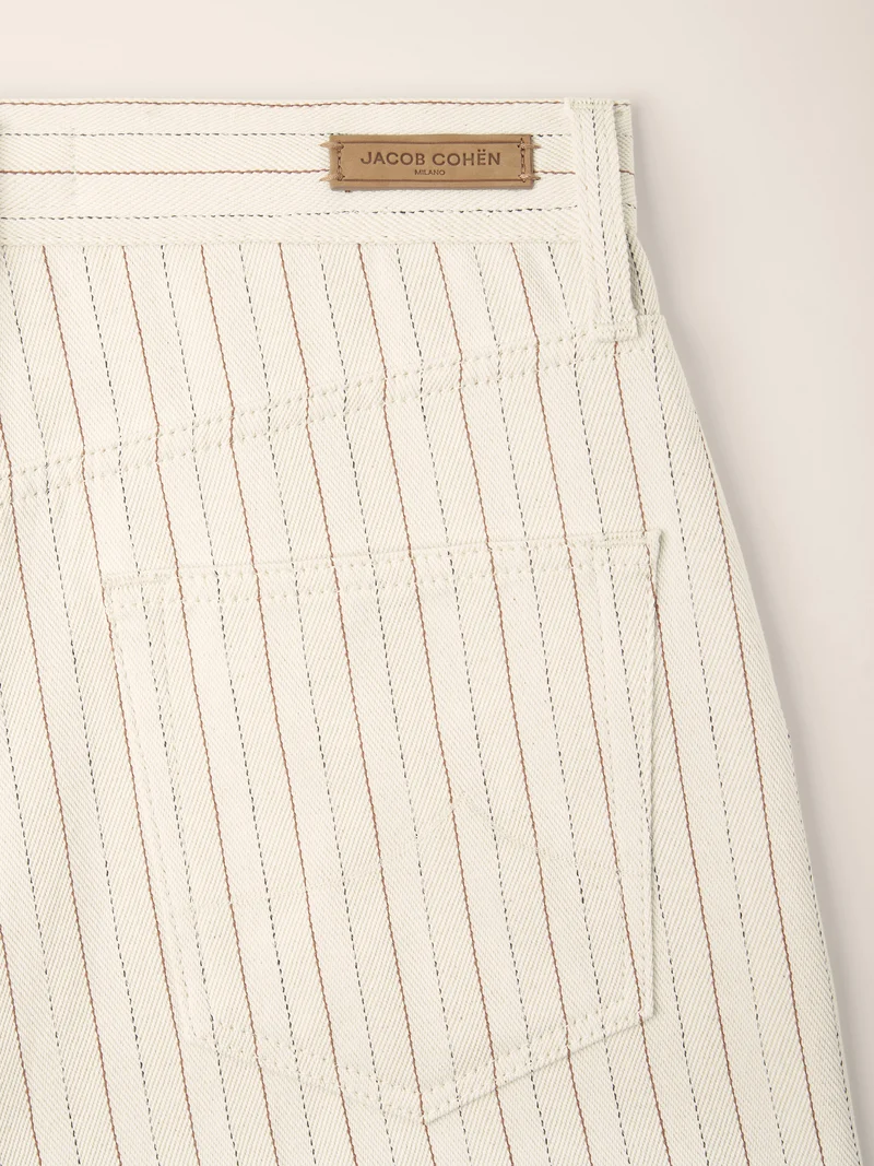 Amber – Cotton-Hemp Herringbone Canvas Bermudas