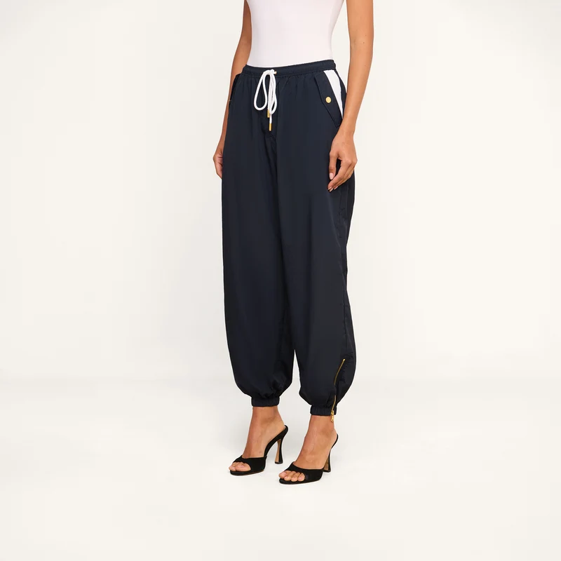 Mariko Jogger